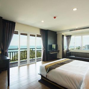 Beach Front Suite